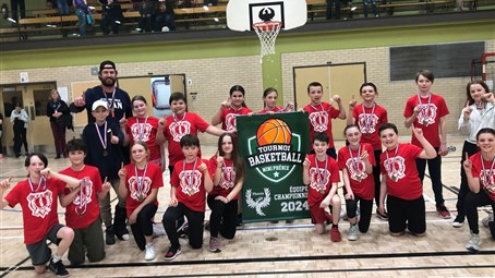 L’école A.D.S. remporte les honneurs du tournoi de basketball Mini Phénix