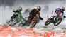 Des coureurs en moto au Grand Prix de Valcourt