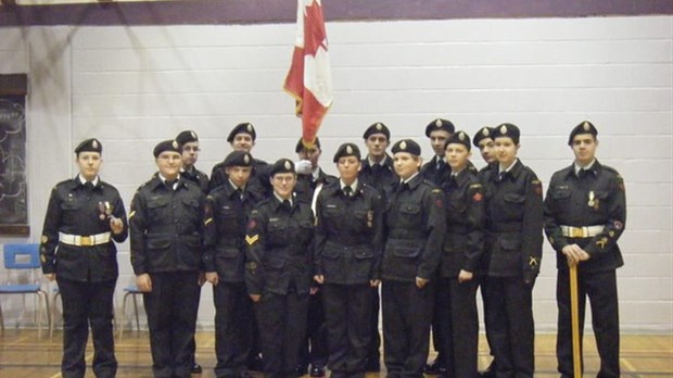 La direction du Corps de cadets de Richmond récompense ses membres