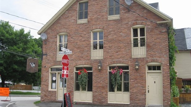 L’édifice du Café banc de Marguerite acquis par la Corporation de développement économique de Richmond