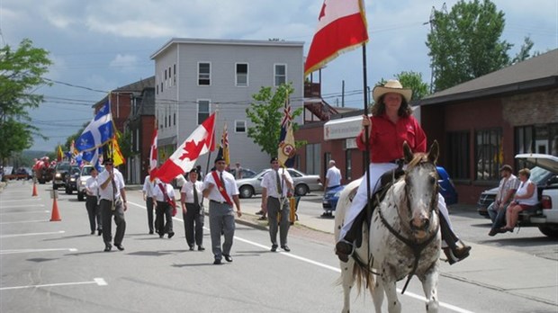 Le défilé de la fête du Canada aura lieu le dimanche 4 juillet