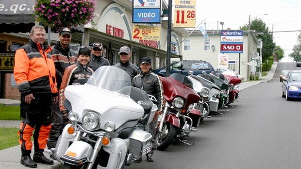 Des Harley sur les routes du Val Saint-François et de l'Estrie