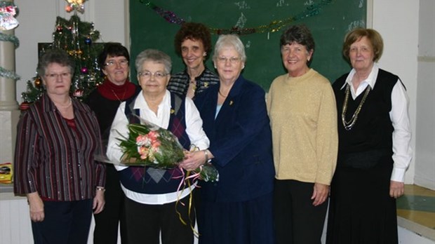 Le Cercle de fermières de Windsor rend hommage à sa doyenne, Claudette Bélanger