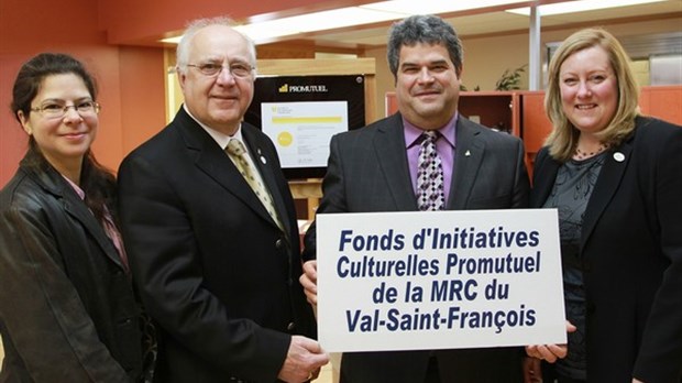 Deuxième entente triennale pour le fonds d'initiatives culturelles Promutuel de la MRC du Val-Saint-François