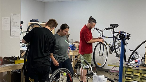 Action Sport Vélo recueille et démonte 25 000 vélos