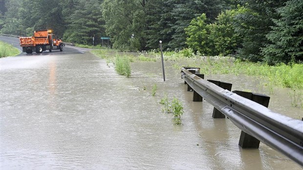 Menace d'inondation de la St-François dont le niveau a monté en flèche