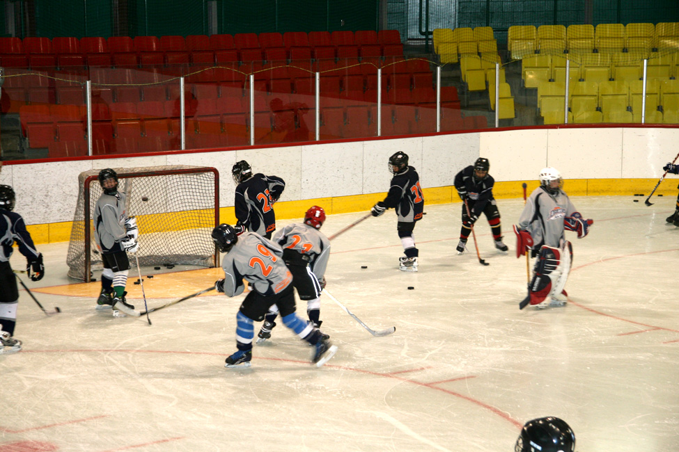 Hockey au Centre J.A. Lemay,  c'est commencé!