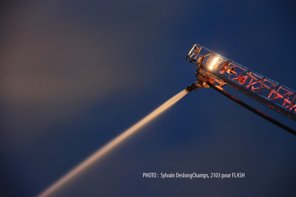 L'Église St-Philippe brûle!