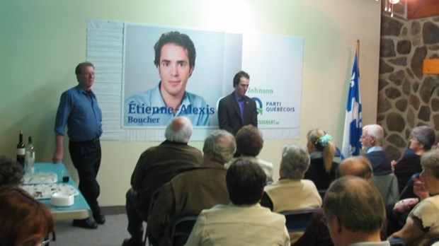 LORS DU LANCEMENT OFFICIEL DE SA CAMPAGNE. Etienne-Alexis Boucher invite les citoyens à participer à des assemblées de cuisine