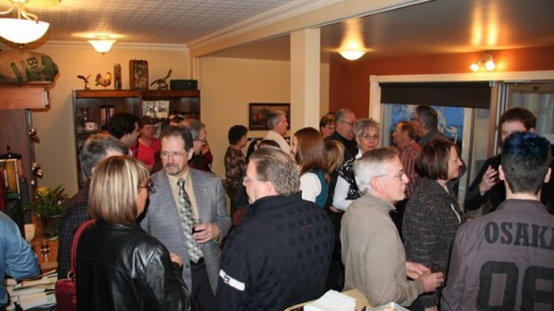 Ouverture officielle du Café d'Ici à Windsor