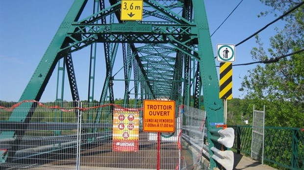 Accès aux cyclistes et aux piétons sur le pont McKenzie de Richmond