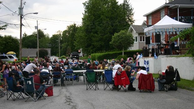 Le 19 juin. Quatrième édition de la fête de la Saint-Jean sur la rue Noël à Windsor