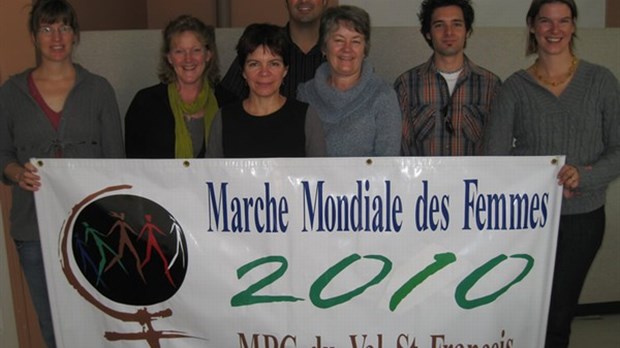 Marche Mondiale des femmes à Richmond – Une mobilisation contre la pauvreté dans la MRC du Val-Saint-François