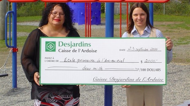 Don de la Caisse de l’Ardoise pour le parc-école de l’Arc-en-ciel