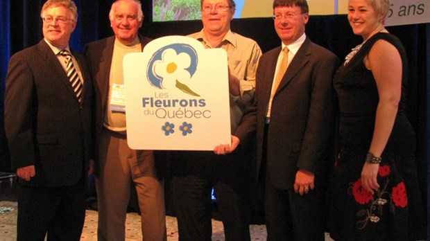 Cinq villes et municipalités du Val-Saint-François ont participé à la 5e édition des Fleurons du Québec