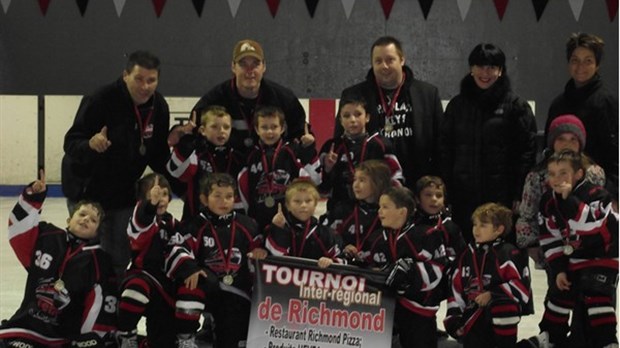 Le Métro Brunelle C remporte une finale au tournoi inter régional novice