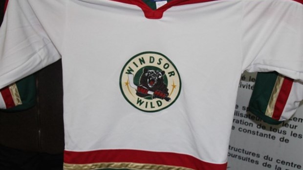 Pourquoi pas un cadeau de la boutique souvenir du Wild