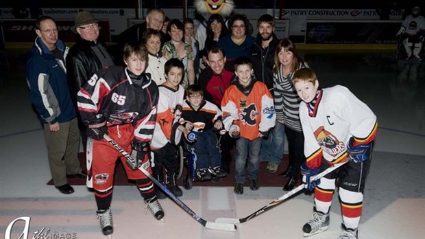 Un clin d’œil aux efforts pour favoriser la pratique du hockey sur luge