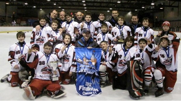 Le pee-wee CC Métro Brunelle s’incline en finale au tournoi de St- Hyacinthe