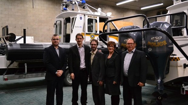 Étienne-Alexis Boucher et le ministre Gaudreault visitent deux entreprises de Windsor