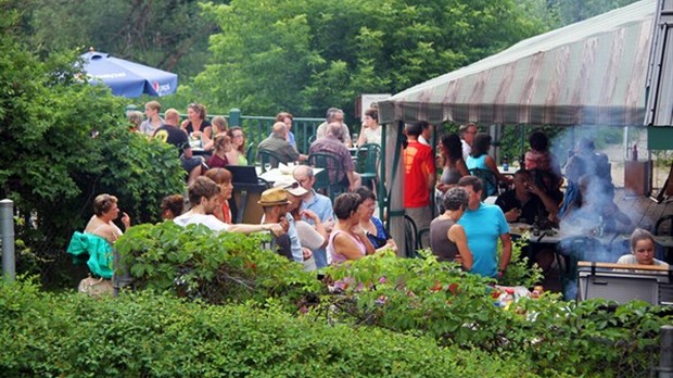 Bistro 5 à 7 et artistes-peintre au Parc historique de la Poudrière