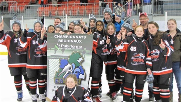Les filles du pee-wee B accèdent au championnat de la coupe Dodge