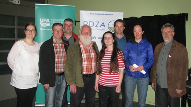 Des prix de participation remis à des agriculteurs du Val-Saint-François
