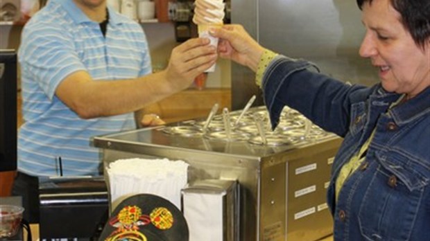 95 sourires et cornets de crème glacée pour la Semaine des services de garde