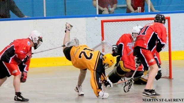 Les Aigles seniors sans pitié pour Wendake : triomphe de 24 à 5