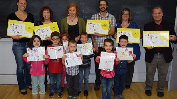 Planificateur familial : De jeunes artistes récompensés!