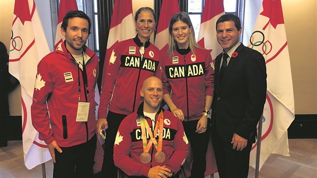 Alain Rayes rencontre les athlètes paralympiques 