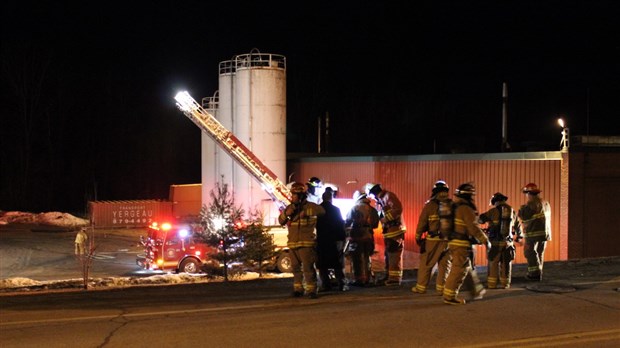 Incendie maîtrisé chez Papiers couchés Atlantic de Windsor