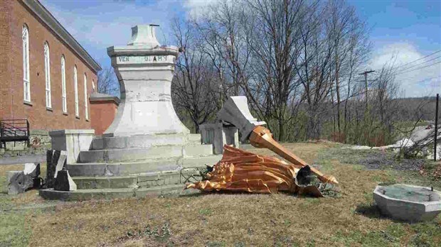 Vandalisme à l'église Ste-Bibiane de Richmond