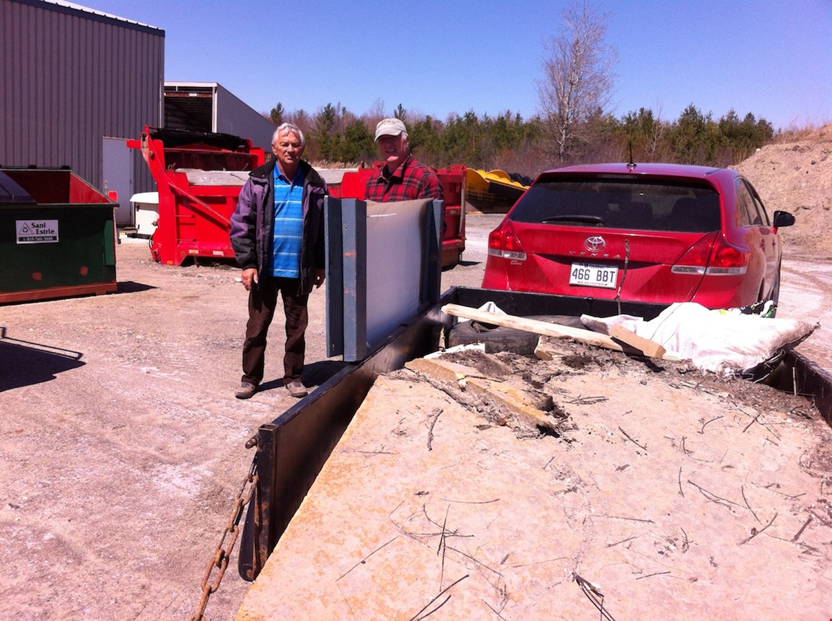 Une corvée de nettoyage réussie à StFrançoisXavierdeBrompton