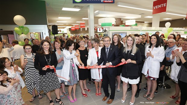 Inauguration du nouvel immeuble de la Pharmacie Marilyne Isabelle