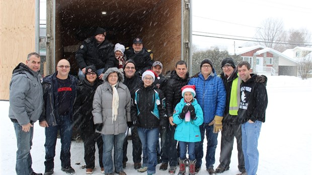 Une bonne cuvée pour les paniers de Noël à Windsor