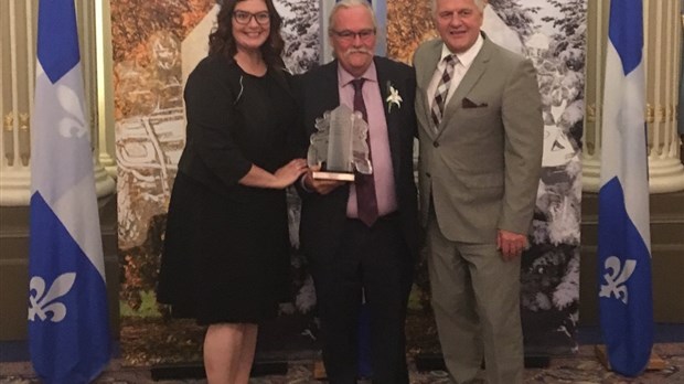 M. Mario Côté des Pionniers de Valcourt honoré