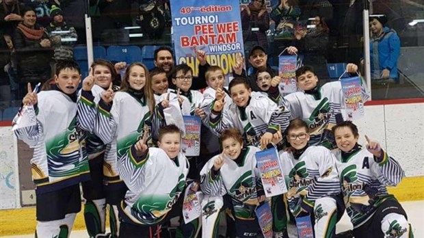 Club Piscine remporte la bannière du pee-wee A
