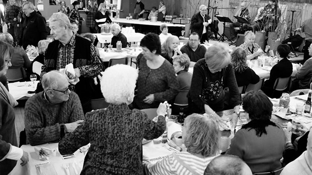 Le CAB sucre le bec de ses invités pour une bonne cause