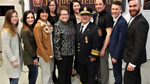 La caserne 47 de Danville baptisée la caserne Jacques Hémond