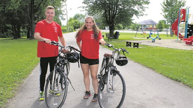 Deux patrouilleurs à vélo présents à Windsor  