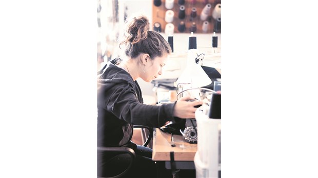 Une artiste de la région se démarque au Salon des métiers d’arts 