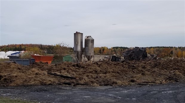 La ferme Podlait de Danville, emportée par les flammes