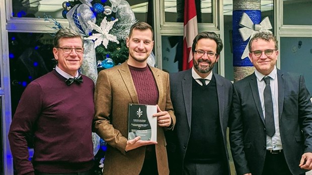 La SSJB de Sherbrooke remet au Groupe Couture son Prix de la personnalité d’affaires 2019 