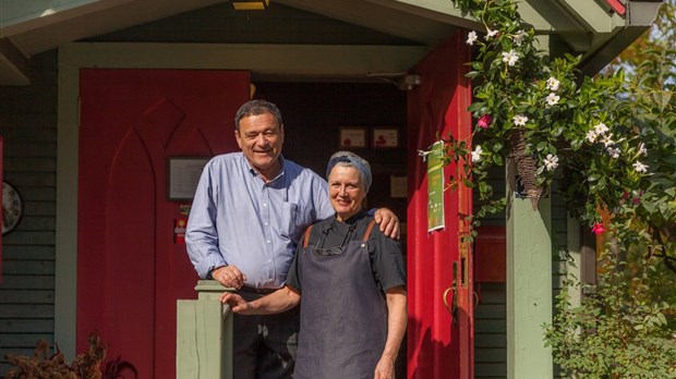 Martine et Patrick prêts à passer le flambeau du Temps des Cerises