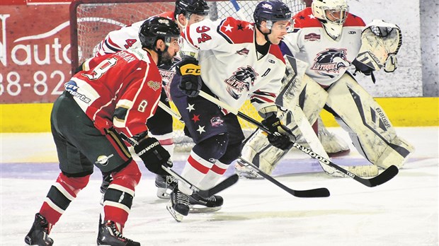 Revers du Desjardins-Wild et record pour les Loups
