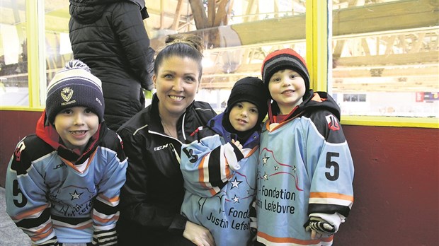 Match de hockey-bénéfice : 10 500 $ pour la Fondation Justin-Lefebvre