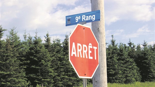 Un garage en feu dans le  9e rang