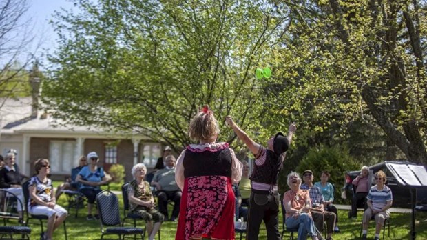 Culture aux aînés a pris « tout son sens » l’été dernier