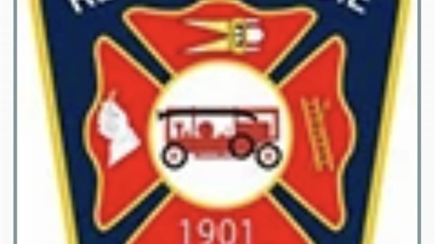 L’association des Pompiers de la région de Windsor appuie le CAB et les paniers de Noël